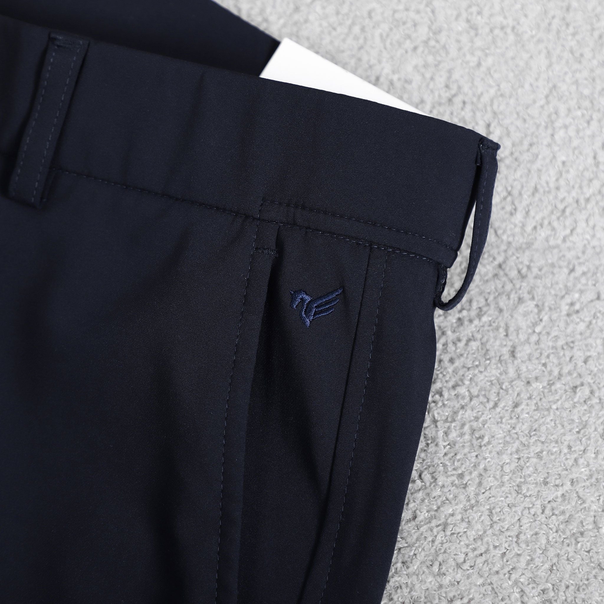  Quần âu slimfit trơn cạp luồn chun thêu logo GABT503 