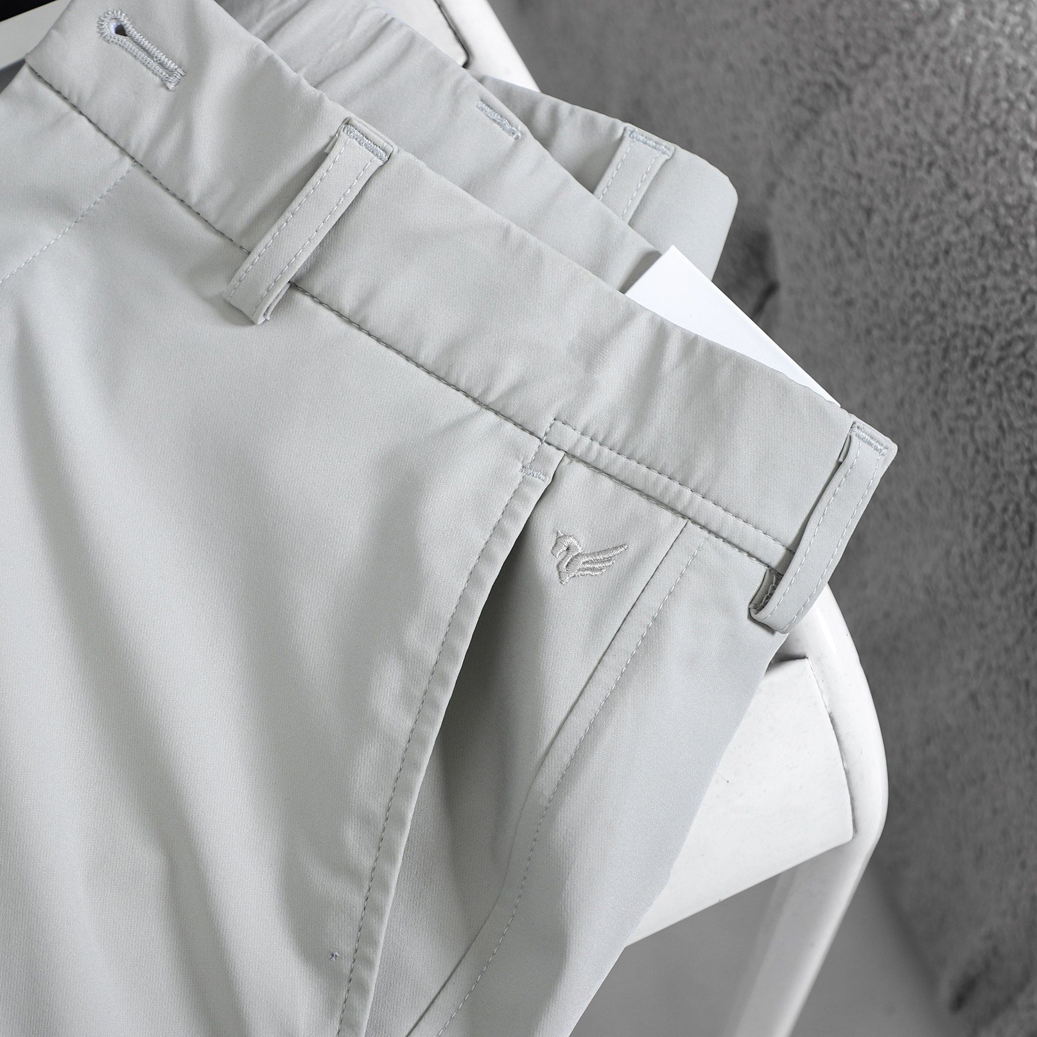  Quần âu slimfit trơn cạp luồn chun thêu logo GABT503 