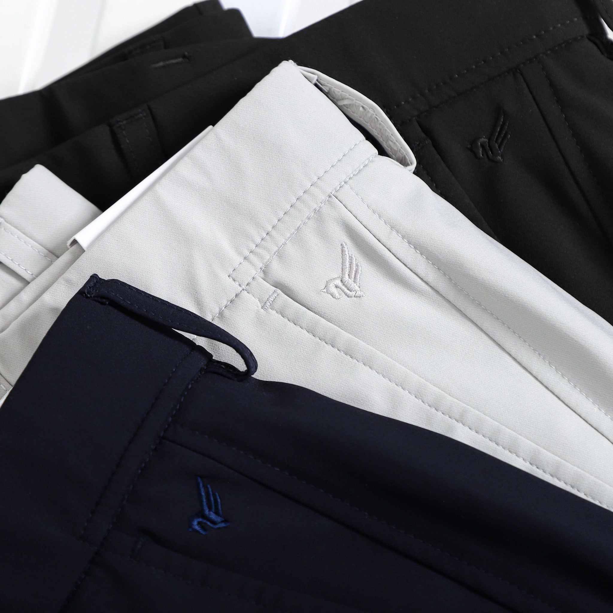  Quần âu slimfit trơn cạp luồn chun thêu logo GABT503 