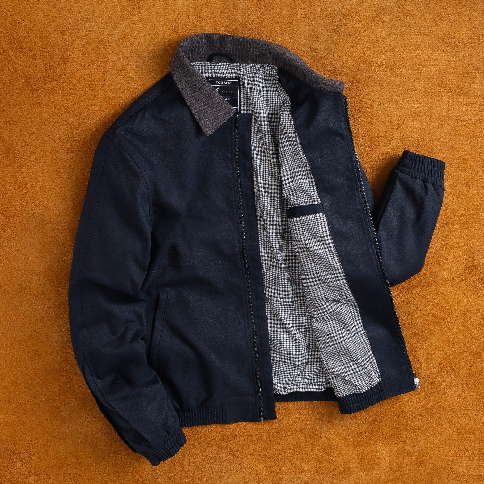  Áo khoác khaki 2 lớp túi khóa thêu logo ngực GWCJ901 