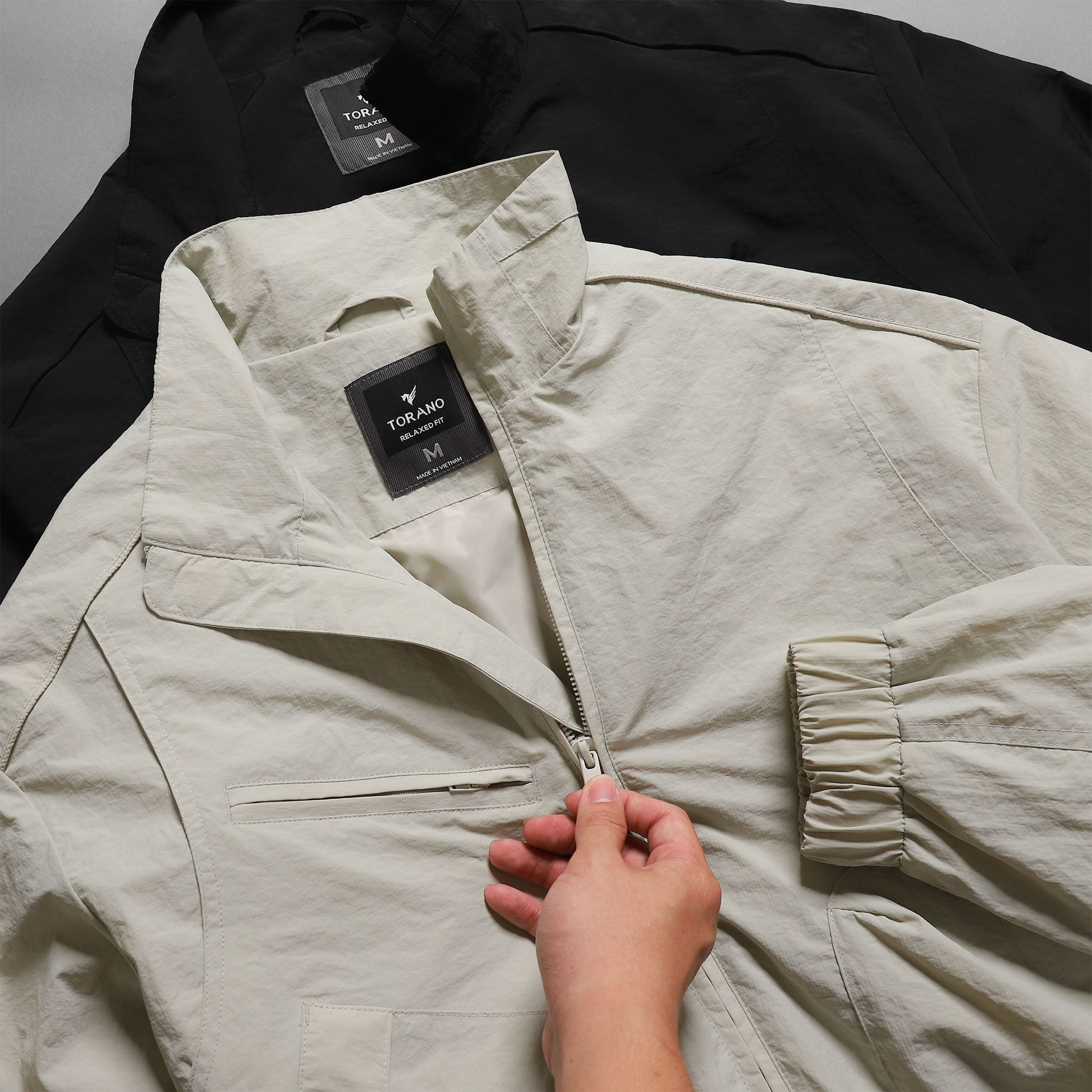  Áo khoác gió 2 lớp relaxedfit cổ cao logo thêu GWCW805 