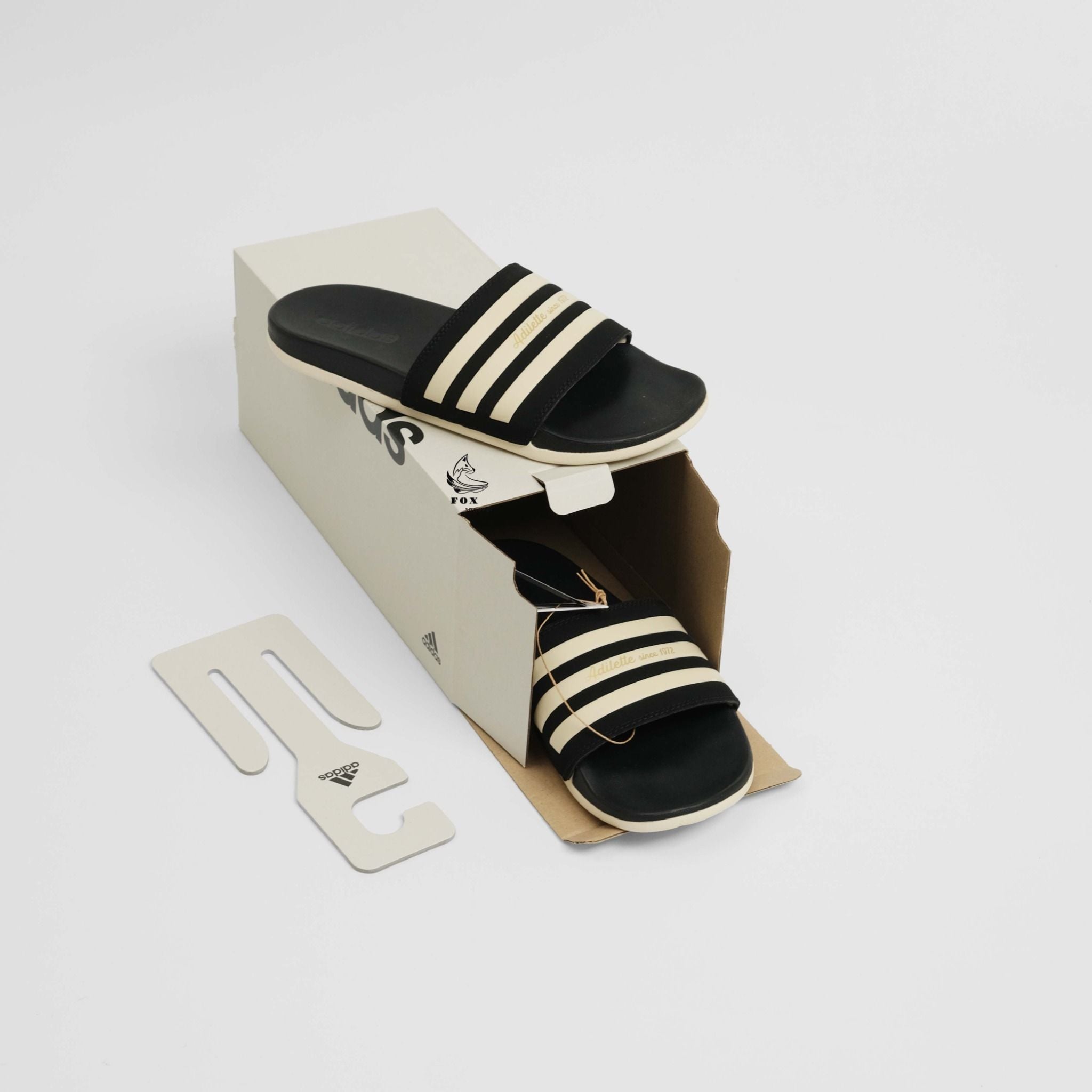  Dép Adidas Comfort - RETRO 1972 Đen Sọc Kem Hàng Chính Hãng CODE: GW5969 