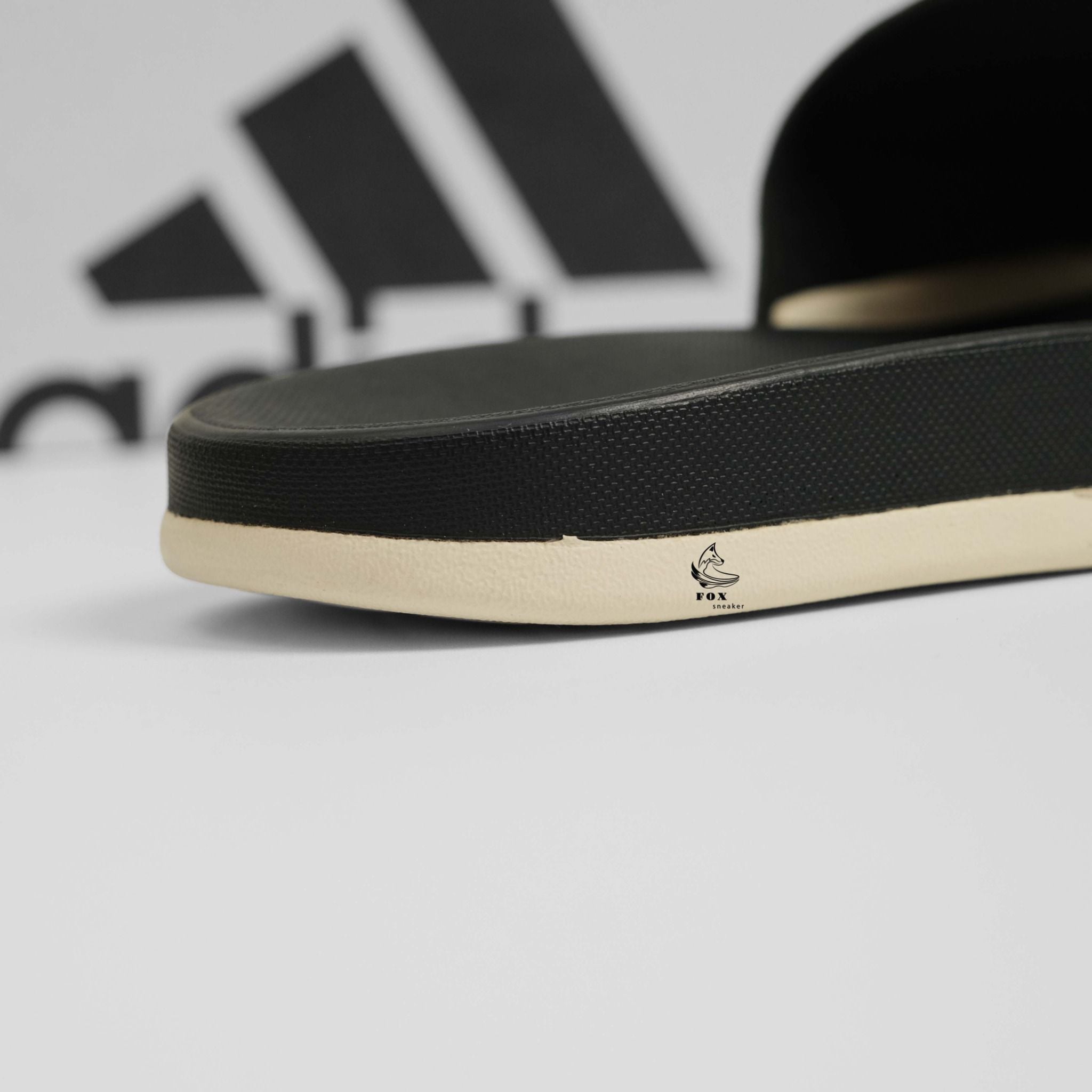  Dép Adidas Comfort - RETRO 1972 Đen Sọc Kem Hàng Chính Hãng CODE: GW5969 