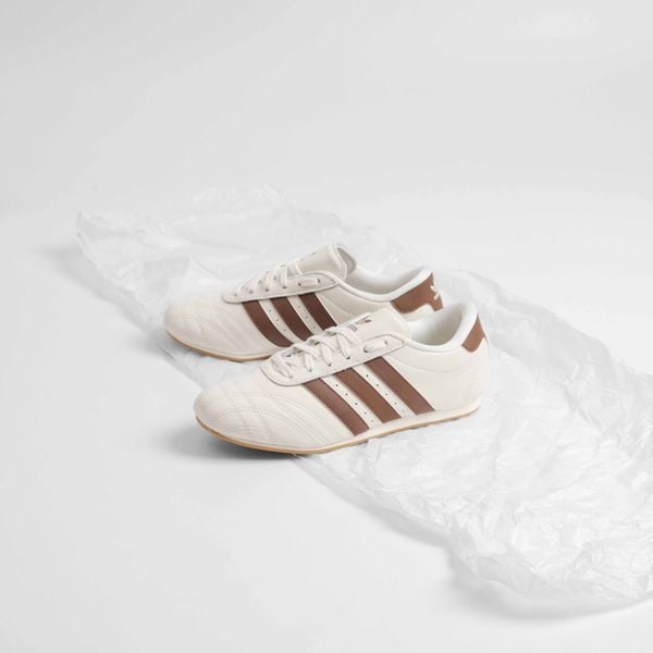  Giày Adidas Taekwondo Kem Sọc Nâu JQ0565 