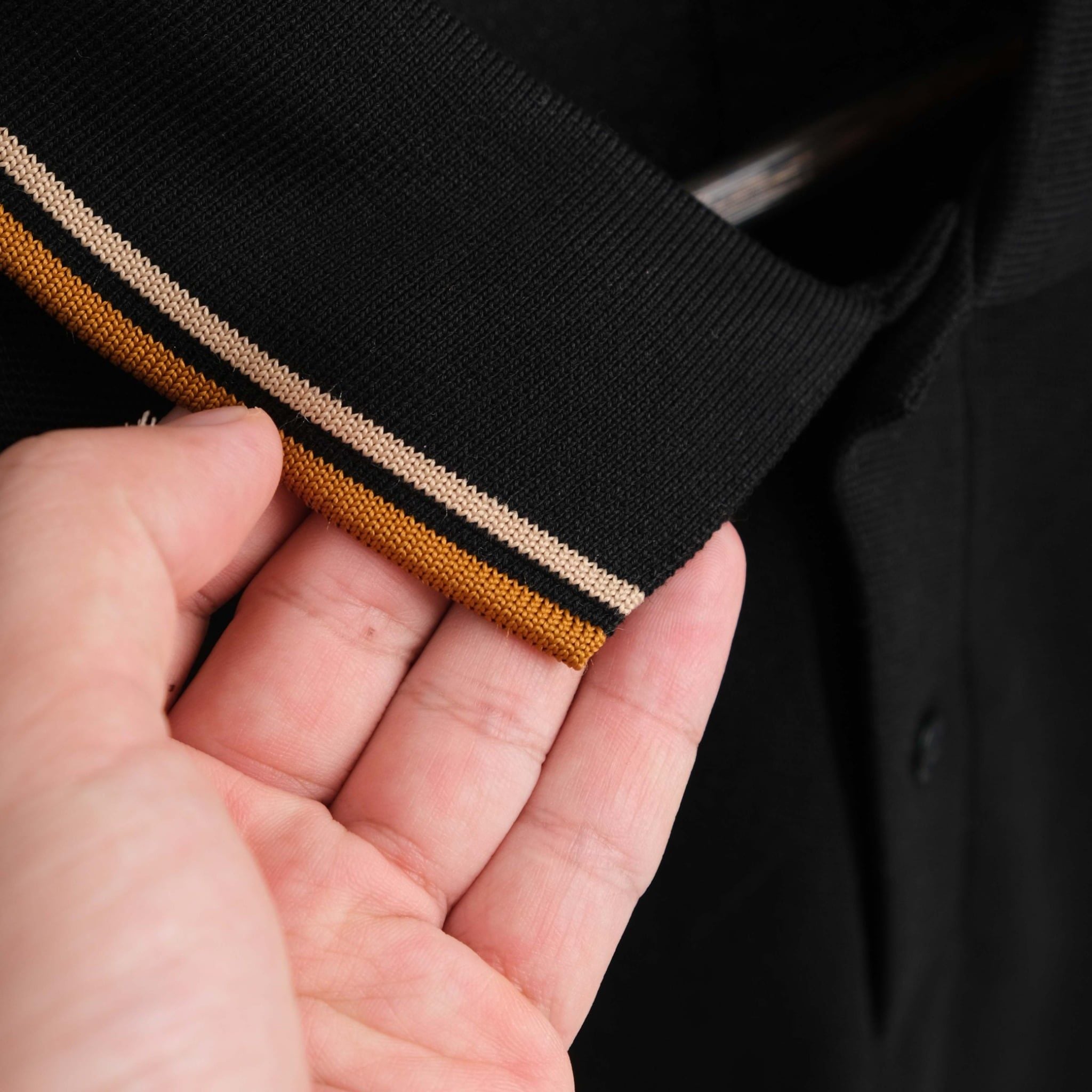  Áo Polo Fred Perry Màu Đen Viền Cam Hàng Chính Hãng 