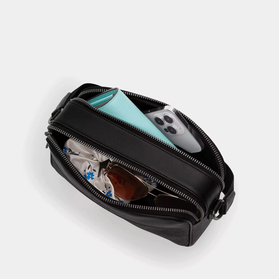  Túi Coach Graham Crossbody In Signature Canvas Màu Đen 