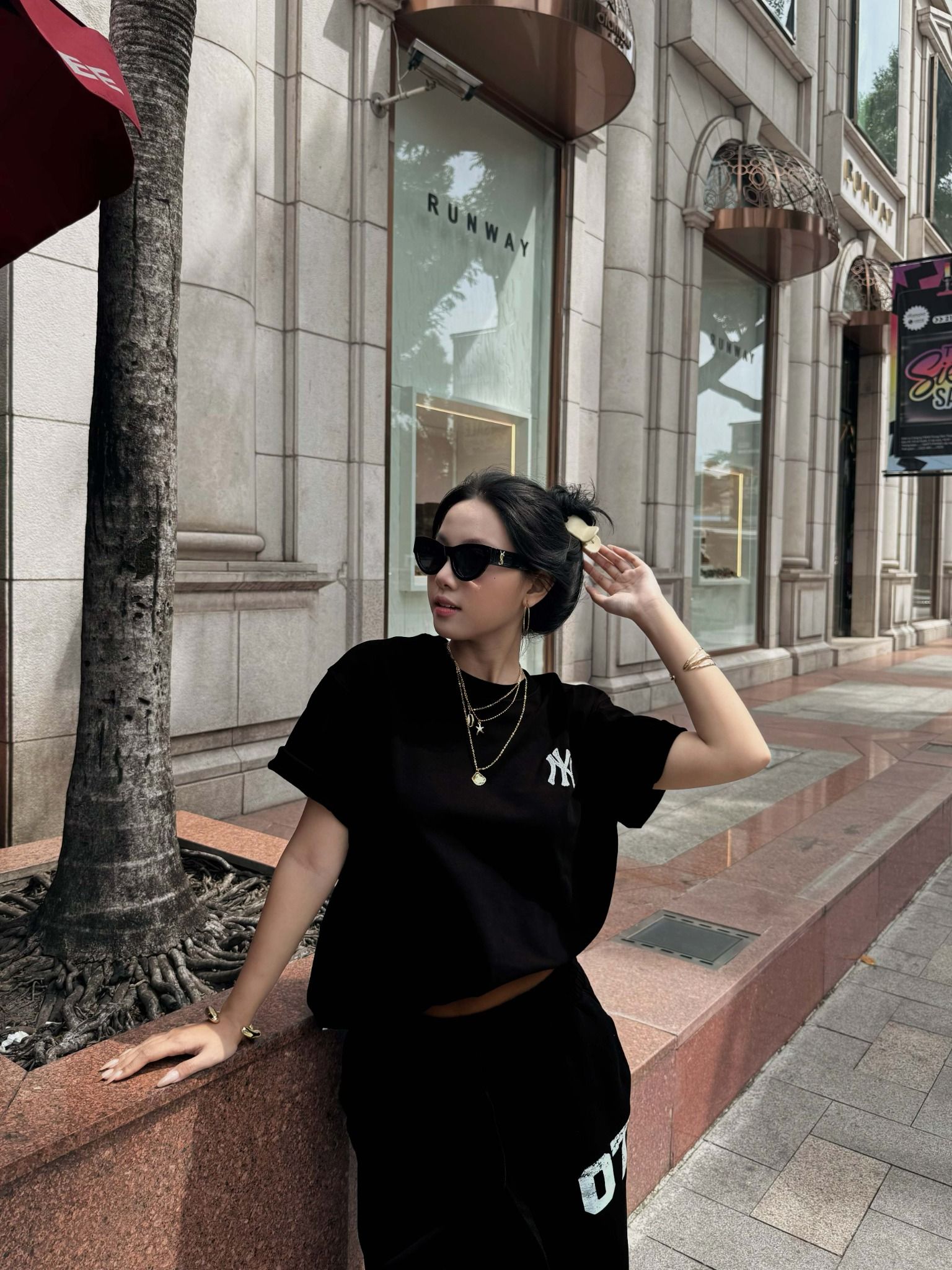  Áo Thun New Era Yankees Đen Thêu Xám Hàng Chính Hãng 16668790 