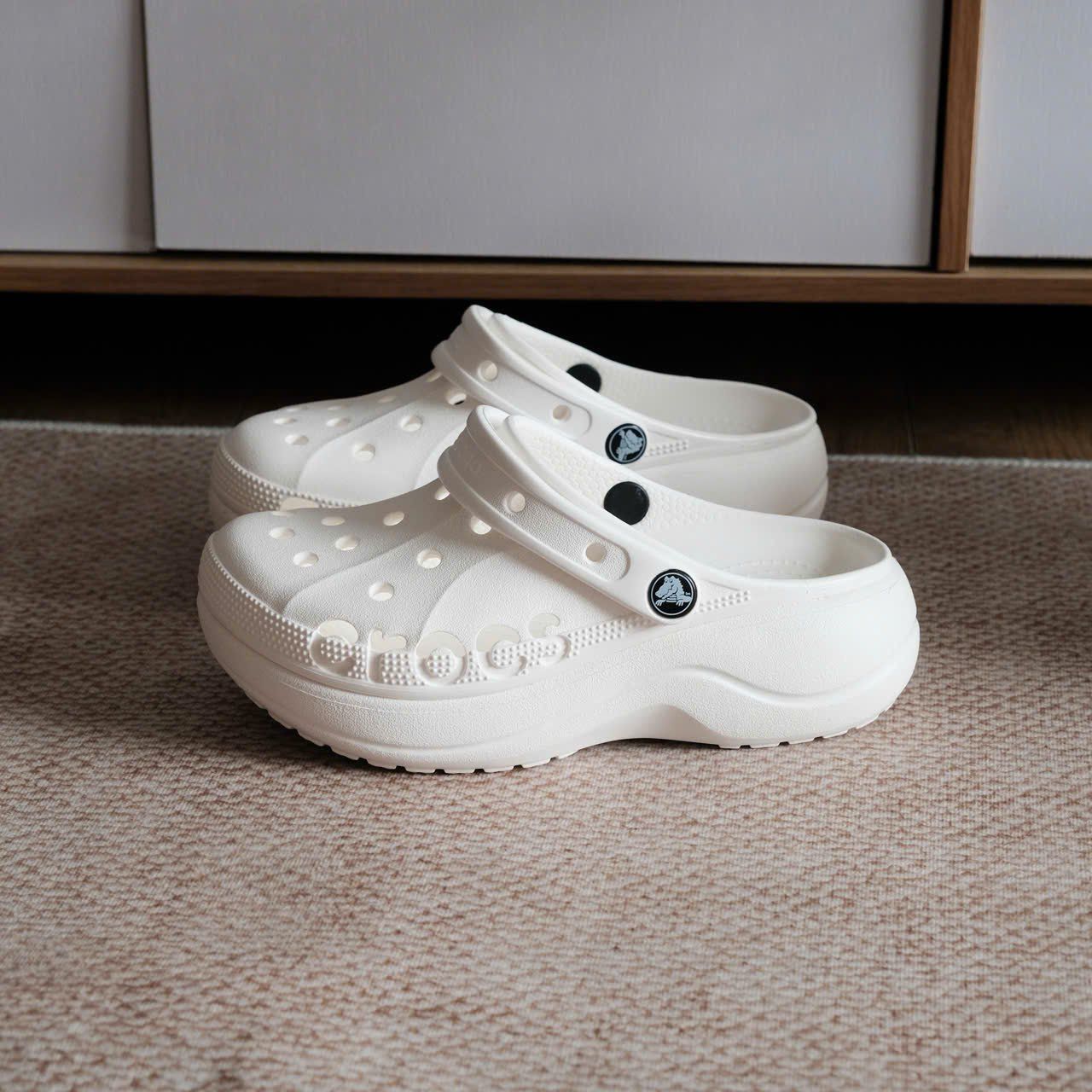 Dép Sục Crocs Platform Baya Classic Clog Unisex Nữ Màu Trắng Fox