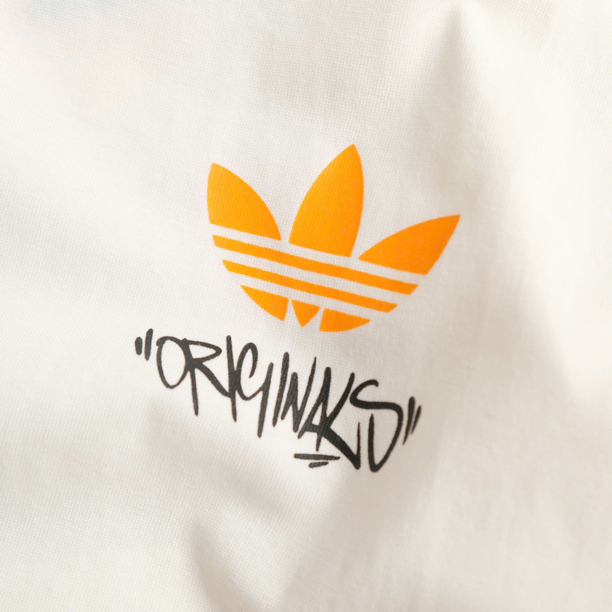  Áo Thun Adidas Boom Box Trắng Kem Hàng Chính Hãng 