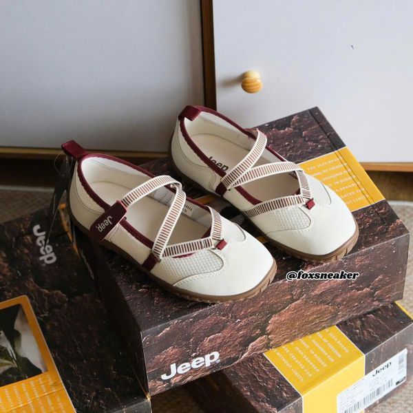  Giày Jeep Outdoor Shoes Women's Low Top ''Begie Red'' P651W13111 