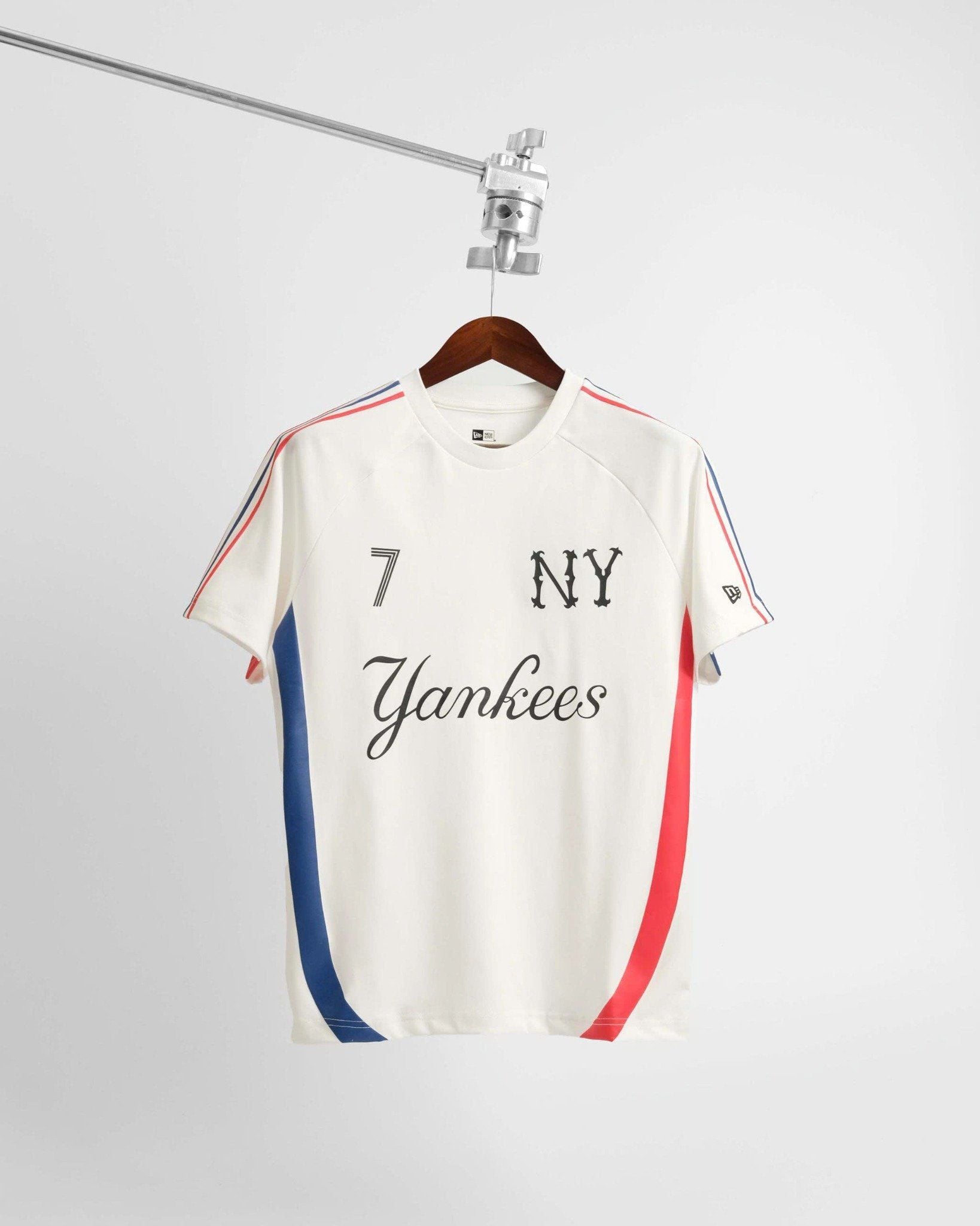  Áo Thun New Era Yankees Trắng Sọc Xanh Đỏ Hàng Chính Hãng 13255647 