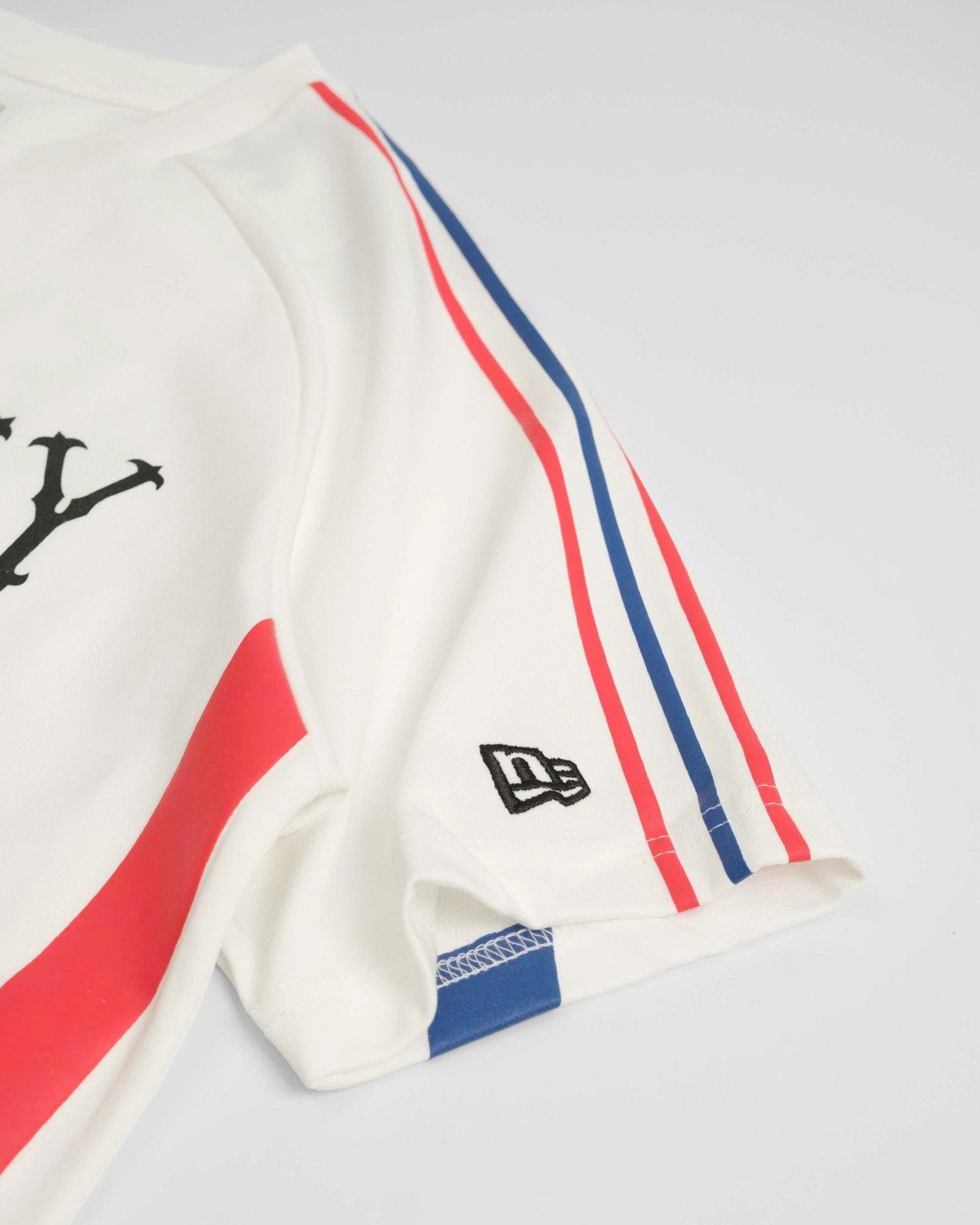  Áo Thun New Era Yankees Trắng Sọc Xanh Đỏ Hàng Chính Hãng 13255647 