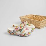 Dép xốp hoạt hình siêu dễ thương – Quai êm, đính charm 3D ngộ nghĩnh, đi nhẹ thoáng chân