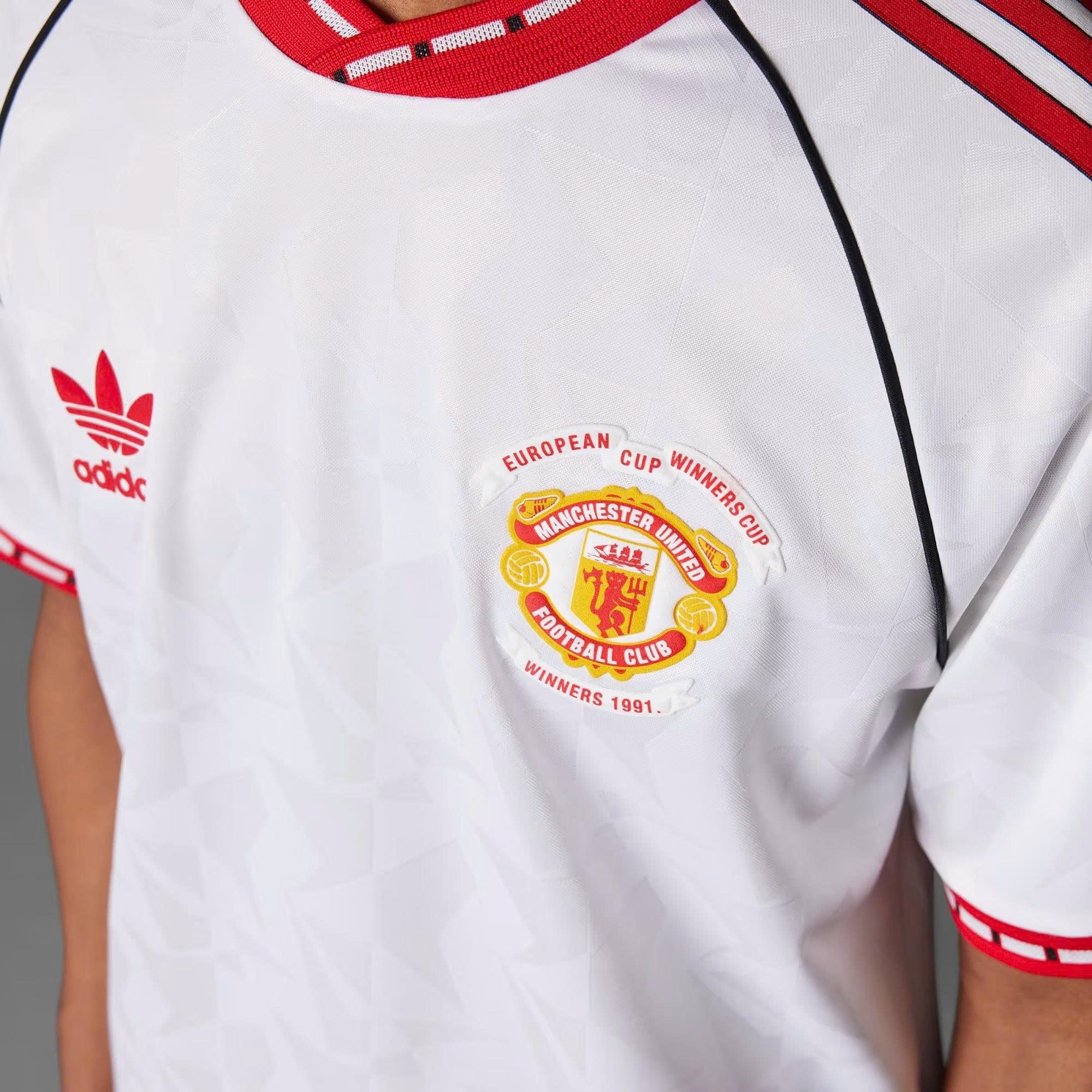  Áo Đấu Adidas Sân Khách MU Mùa Giải 1991 Mã: JF0376 