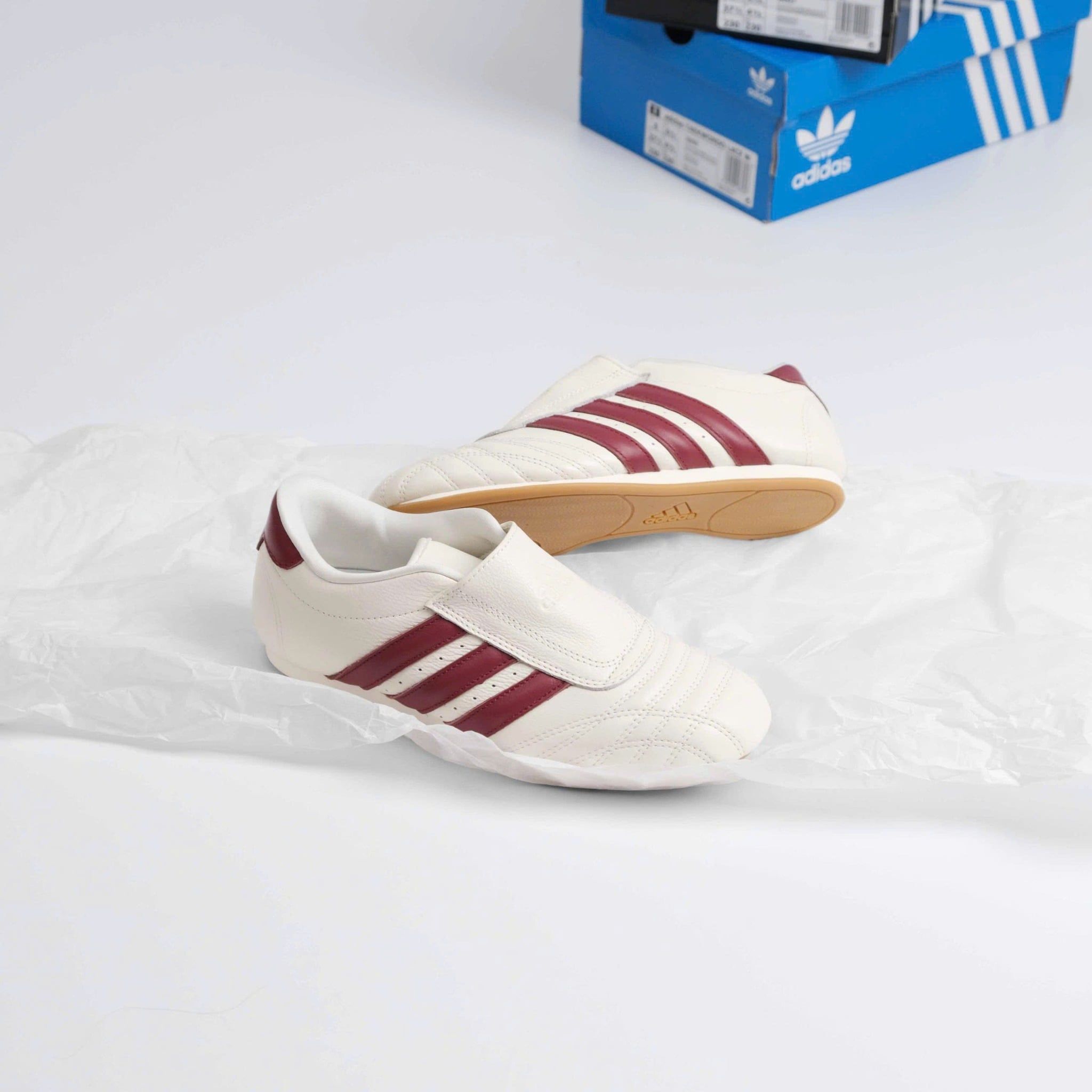  Giày Adidas Taekwondo JS4527 Màu Kem Đỏ 