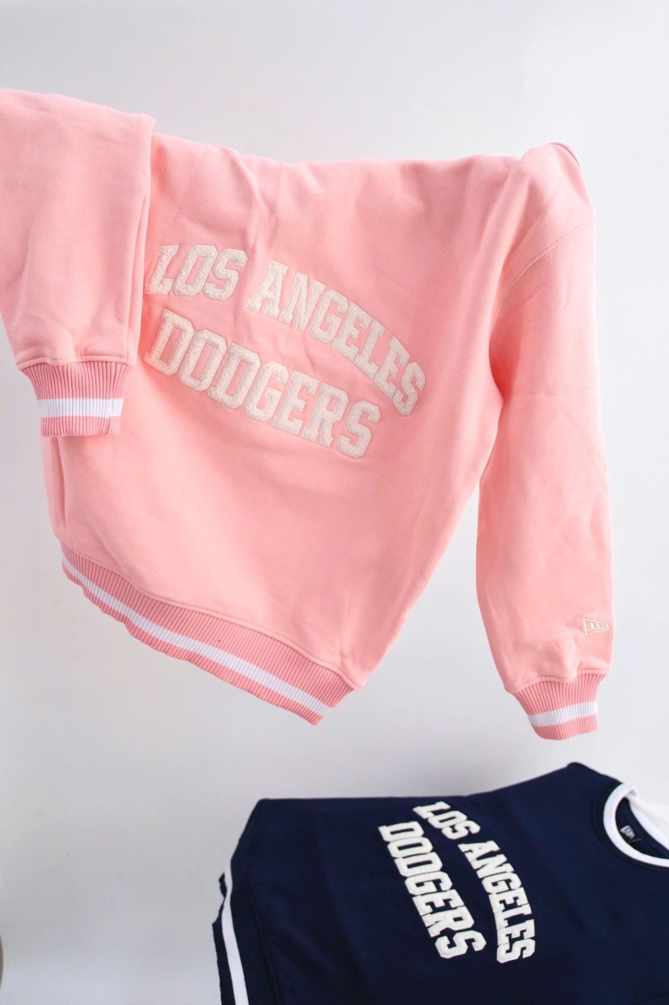  Sweater New Era La Hồng Hàng Chính Hãng 