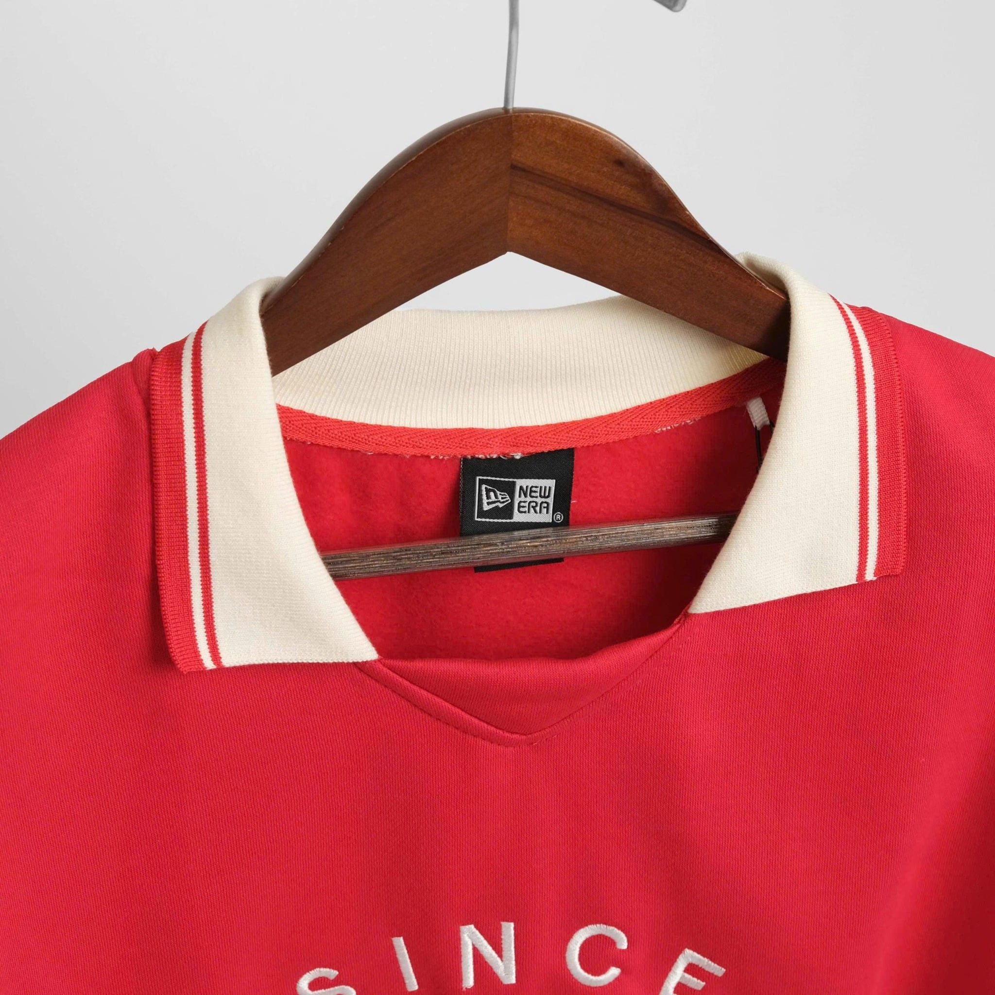  Sweater New Era 1903 Đỏ Cổ Kem Hàng Chính Hãng 