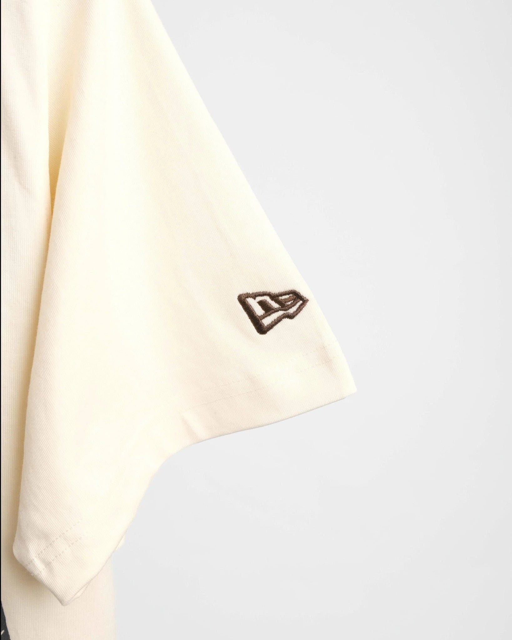  Áo Thun New Era Xúc Xắc Kem Nâu Hàng Chính Hãng CODE: 14548136 