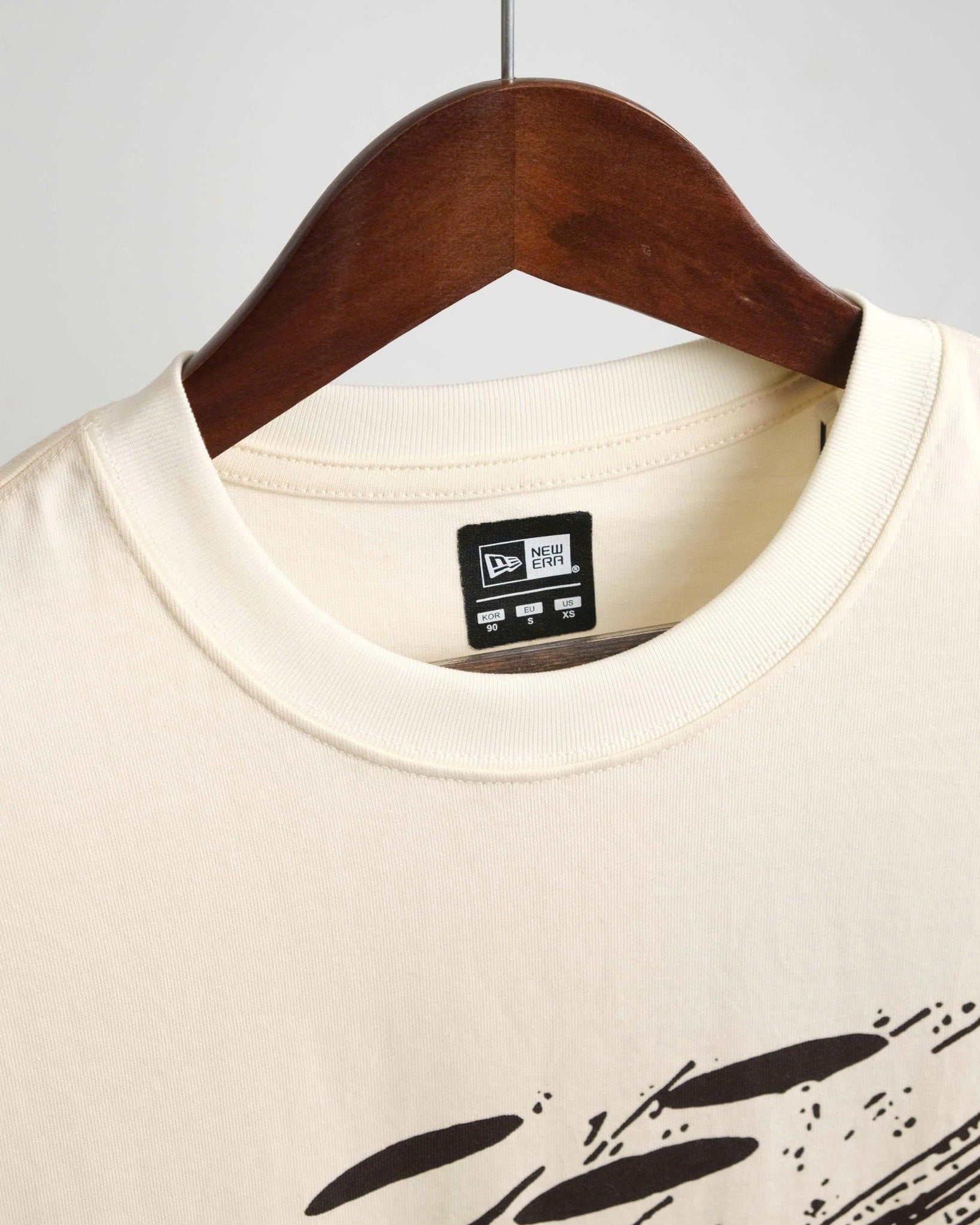  Áo Thun New Era Xúc Xắc Kem Nâu Hàng Chính Hãng CODE: 14548136 