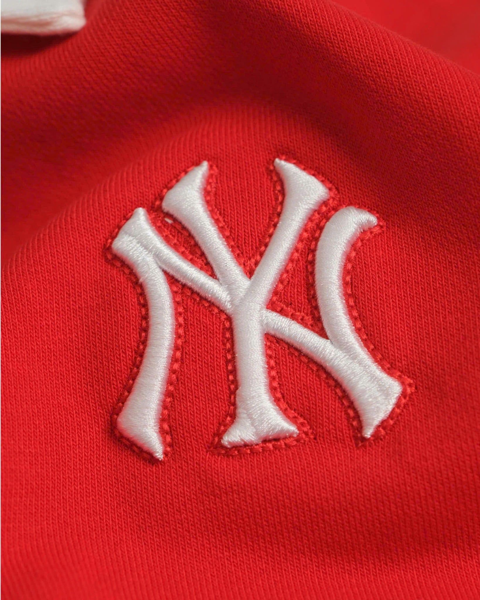  Sweater New Era Half Zip Ny Đỏ Cổ Trắng Code: 90218476 