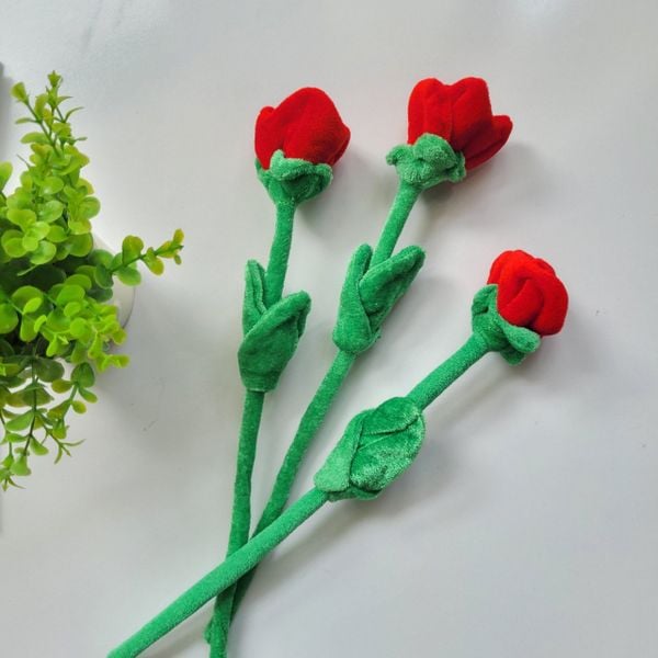  Nhánh hoa hồng vải nhung màu đỏ 