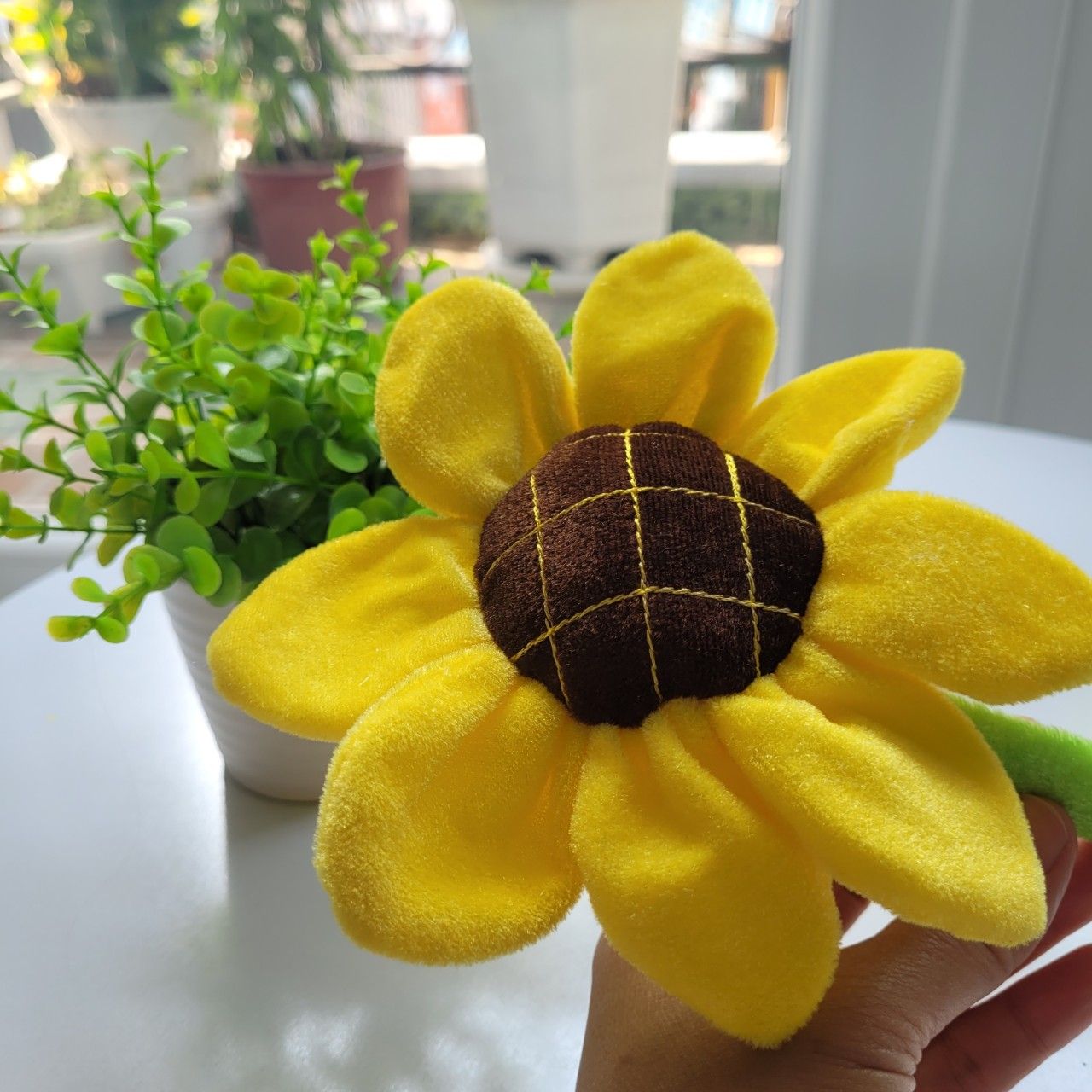  Nhánh hoa hướng dương vải nhung 