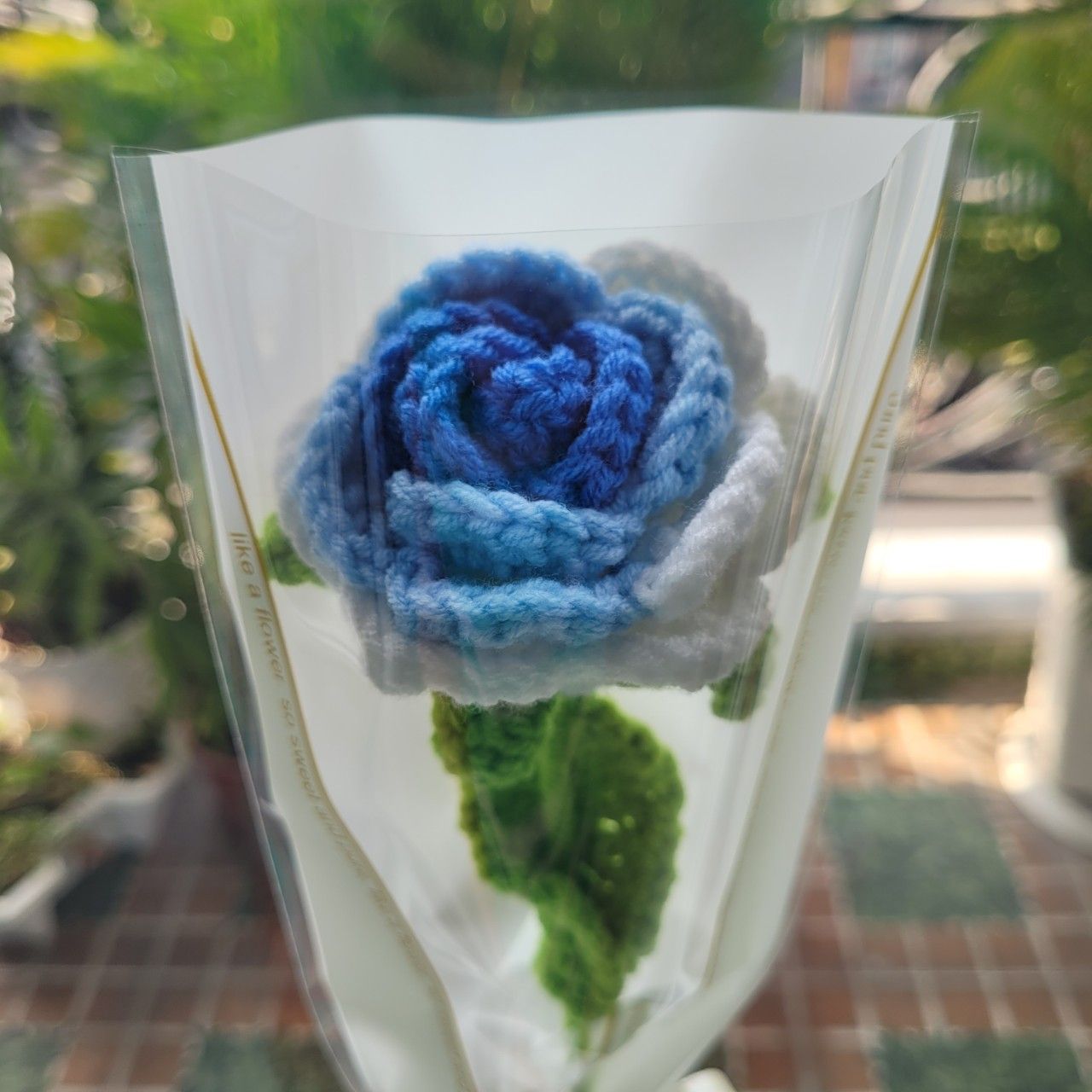  Nhánh hoa hồng bằng len (xanh) 