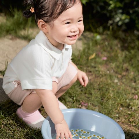  Bộ cộc áo trắng có cổ phối quần hồng đính nơ 