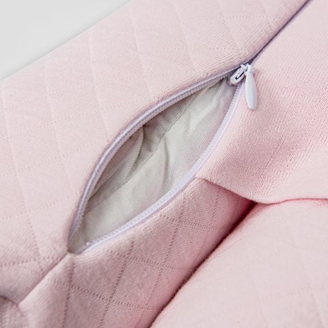  Gối chặn màu hồng nhạt thêu mặt cáo 