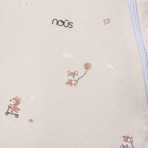  Nhộng chũn màu be họa tiết cáo lướt ván phối trắng 