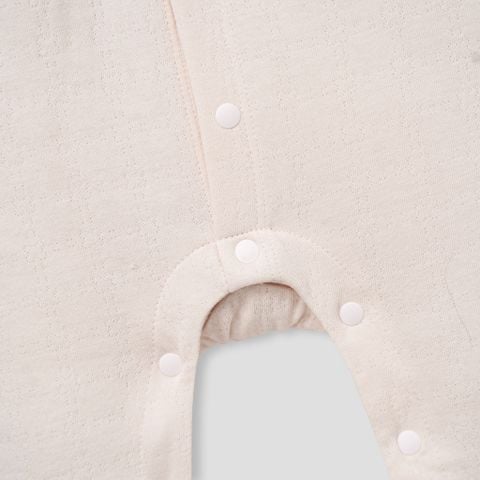  Body dài màu hồng phối trắng thêu trang trí 