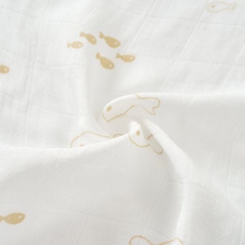  Set 5 khăn sữa bamboo màu trắng họa tiết con cá 