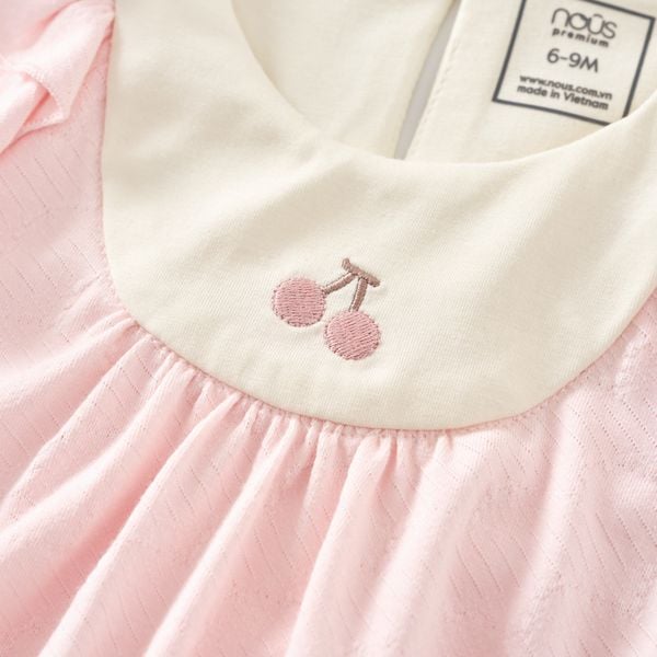  Váy xòe bèo cánh màu hồng thêu họa tiết 