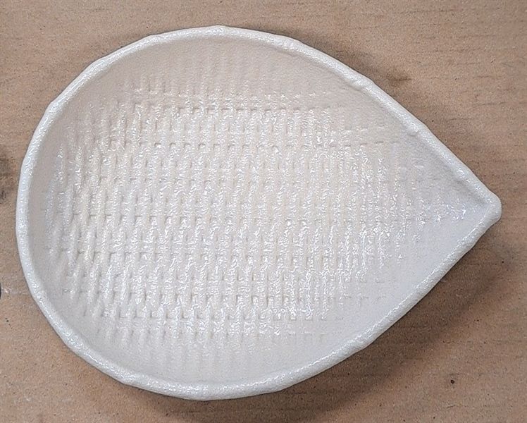 Beige - Leaf Plate 19cm - Dĩa lá đan tre 19cm màu be (Bamboo collection) 
