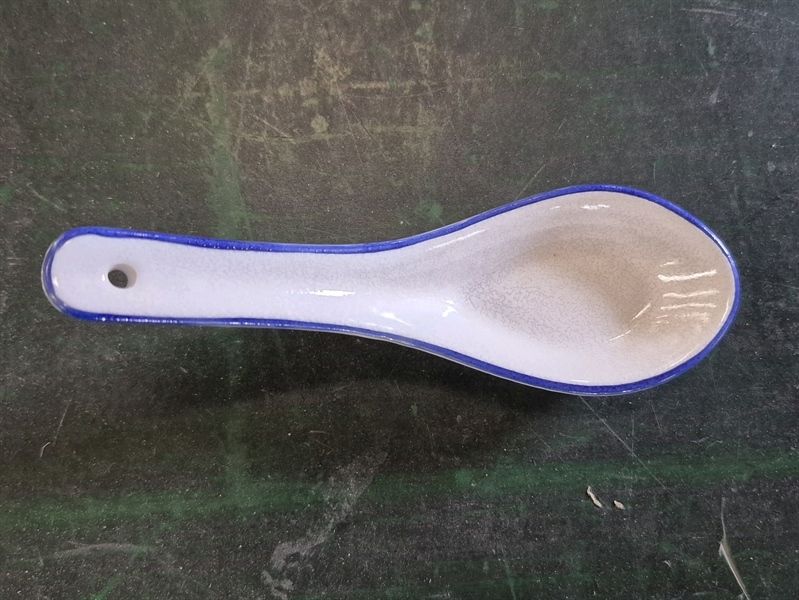  Blanche Neige - Spoon 13cm w/ blue rim - Muỗng 13cm tuyết trắng bóng viền vành xanh dương 
