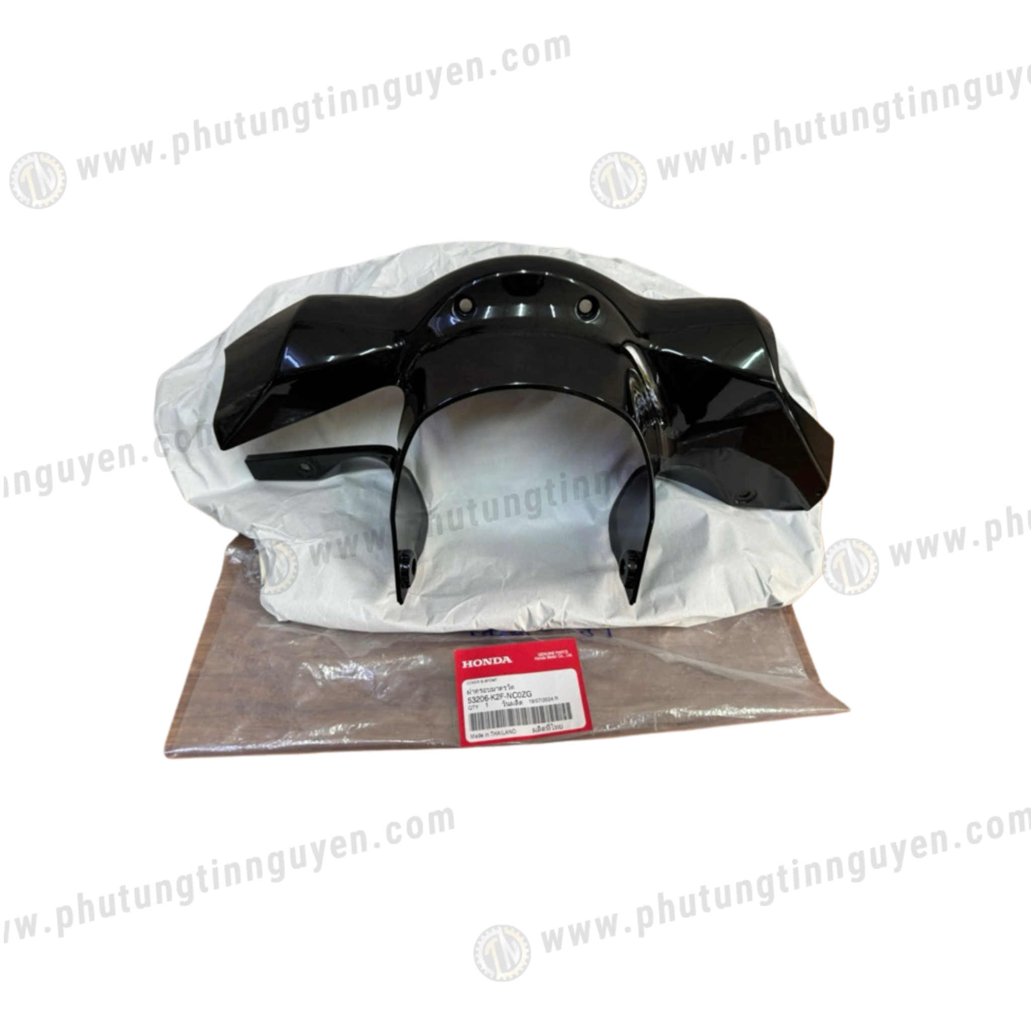  Ốp dưới tay lái, bợ đồng hồ xe Scoopy 2025 Honda Thailand màu đen bóng 