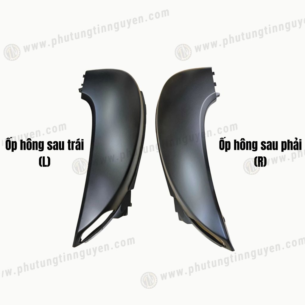 Ốp hông, ốp bụng sau xe Scoopy màu đen nhám đời 2012 - 2016