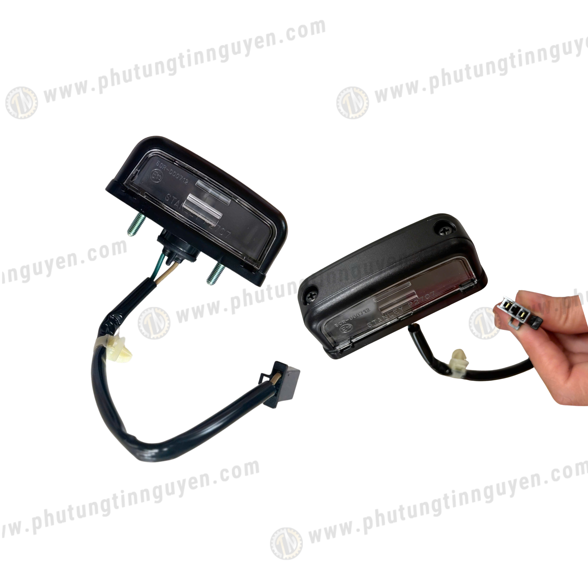  Đèn soi rọi biển số Scoopy 2025 