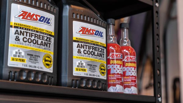  NƯỚC LÀM MÁT Amsoil Passenger Car & Light Truck Antifreeze & Coolant 3.78L 