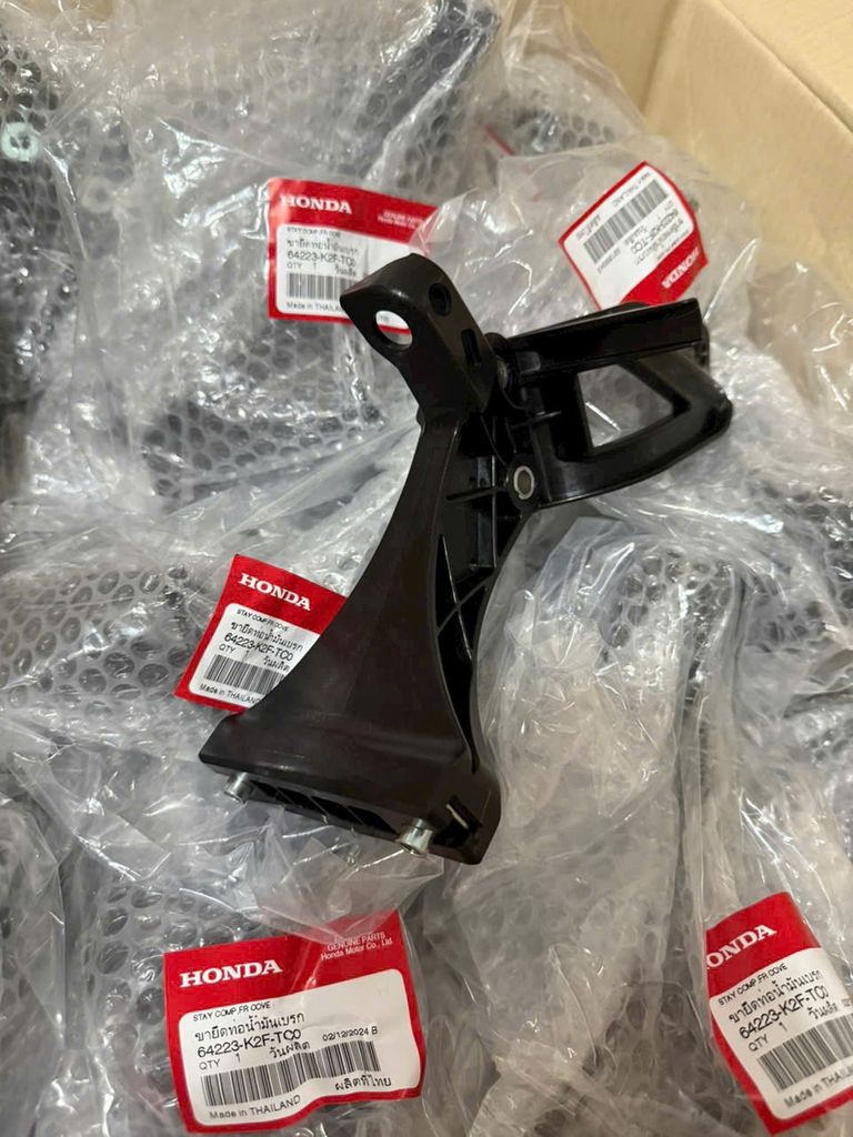 Pat pha đèn Scoopy đời mới 2025 hàng chính hãng