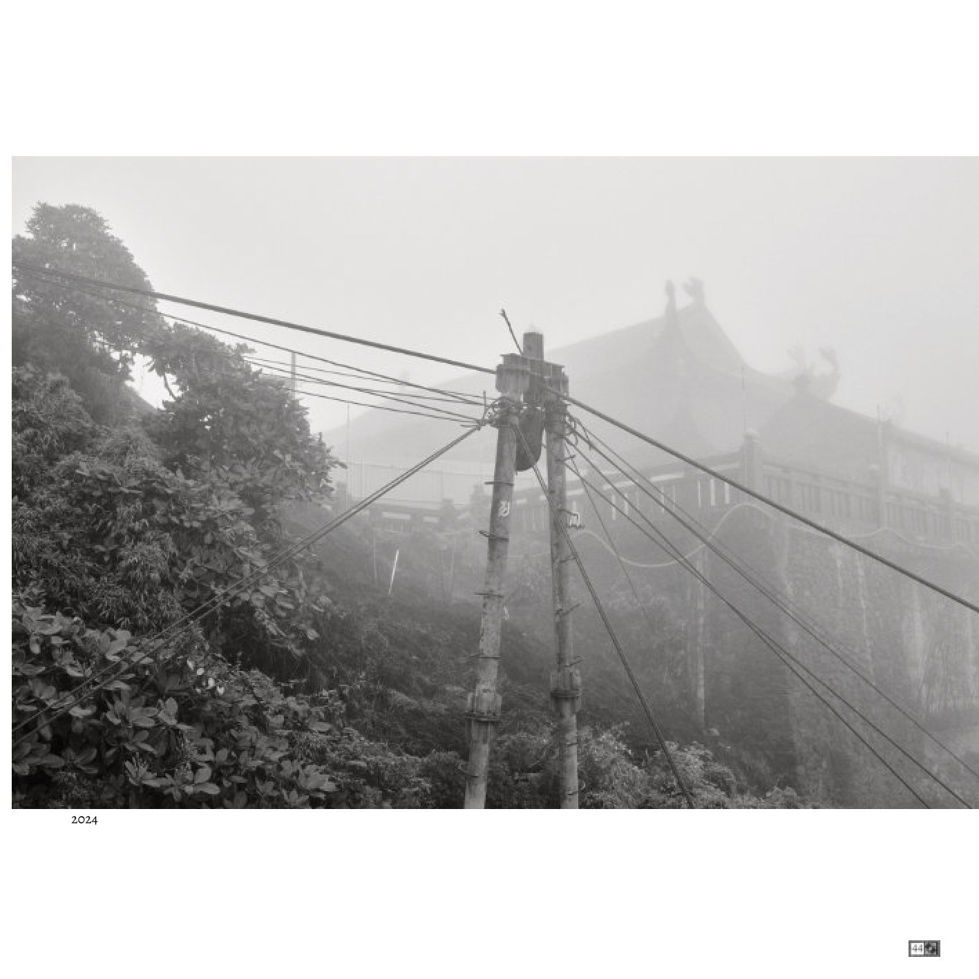 Trên Đỉnh Đổi Thay (Sách Ảnh Song Ngữ Anh Việt Về Sapa ) - Mountains Of Change - Bạch Nam Hải (Danny Bạch)
