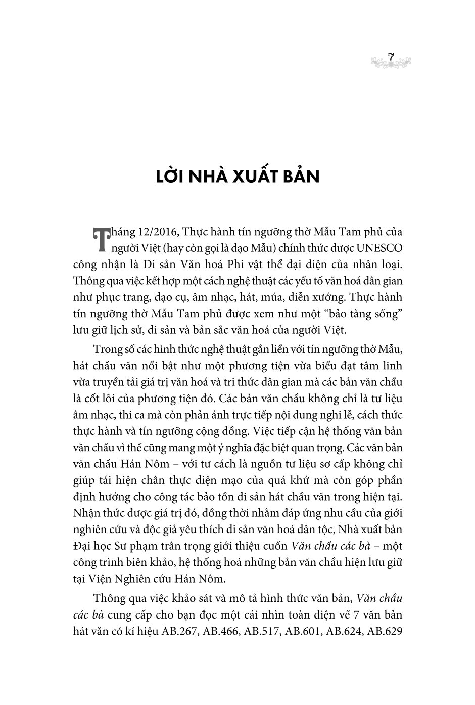 Văn Chầu Các Bà (Bìa Mềm) -  Phạm Bảo Nhung
