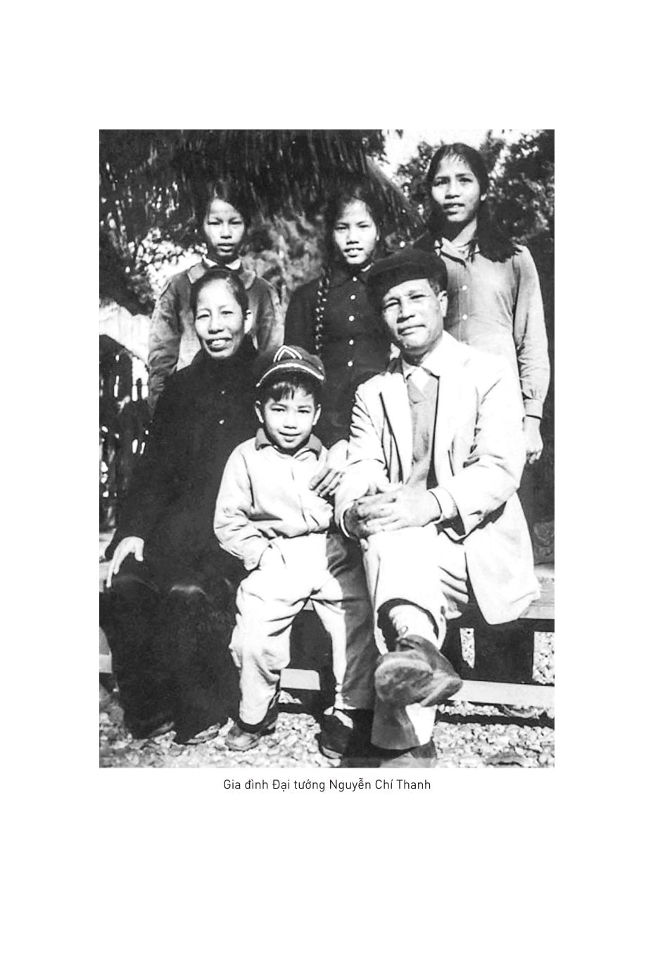 Những Câu Chuyện Về Đại Tướng Nguyễn Chí Thanh - 
Thượng Tướng GS.TS. Nguyễn Chí Vịnh