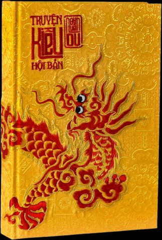  Ấn Bản Truyện Kiều - Họa Tiết Rồng Thêu Trên Vải Gấm - (Dự kiến 20/1 Có Sách) 