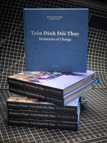  Trên Đỉnh Đổi Thay - Mountains Of Change - Bạch Nam Hải (Danny Bạch) 