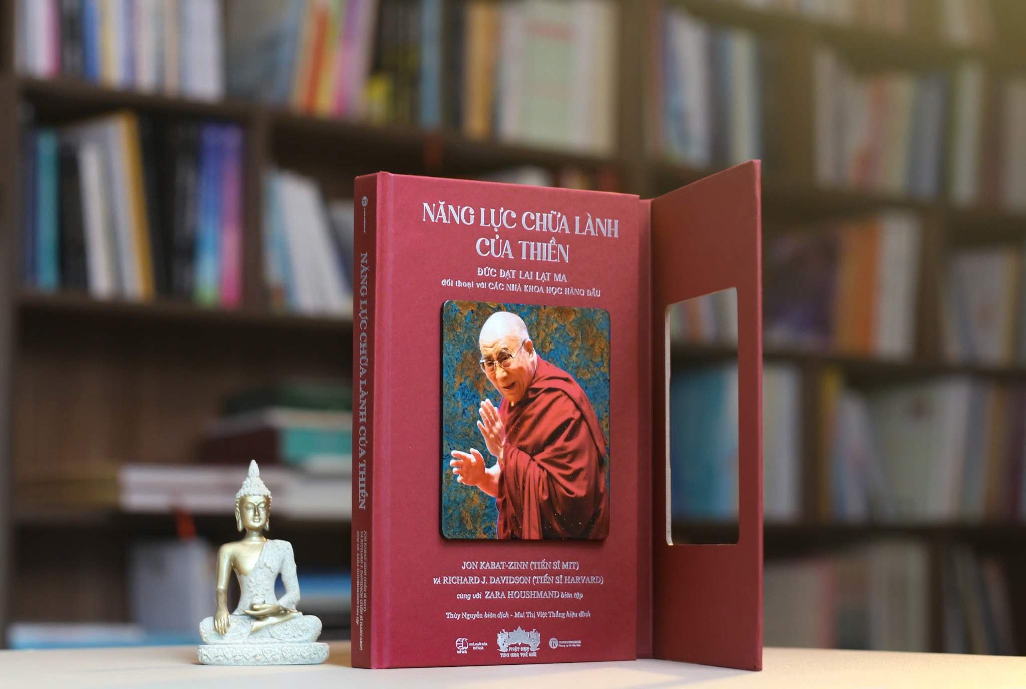 Ấn Bản Đặc Biệt - Năng Lực Chữa Lành Của Thiền - Đức Đạt Lai Lạt Ma Đối Thoại Với Các Nhà Khoa Học Hàng Đầu