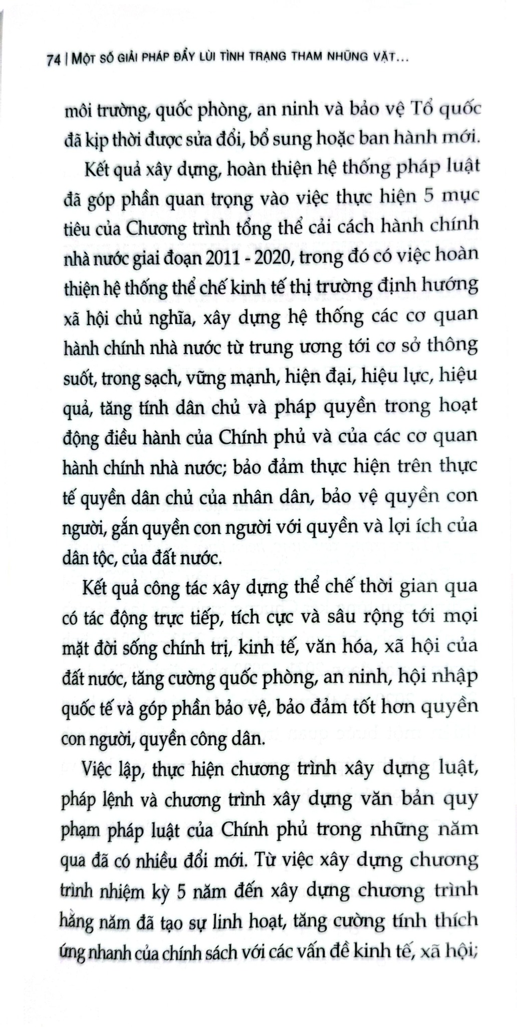 Một Số Giải Pháp Đẩy Lùi Tình Trạng Tham Nhũng Vặt Trong Giải Quyết Các Thủ Tục Hành Chính Ở Nước Ta Hiện Nay (Sách Chuyên Khảo) - TS. Nguyễn Quang Trường (CB)