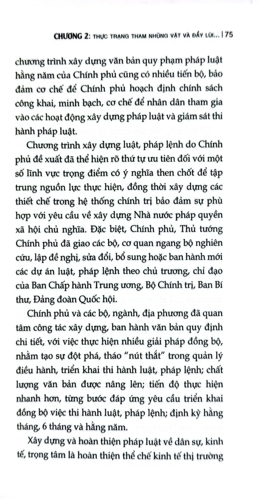 Một Số Giải Pháp Đẩy Lùi Tình Trạng Tham Nhũng Vặt Trong Giải Quyết Các Thủ Tục Hành Chính Ở Nước Ta Hiện Nay (Sách Chuyên Khảo) - TS. Nguyễn Quang Trường (CB)