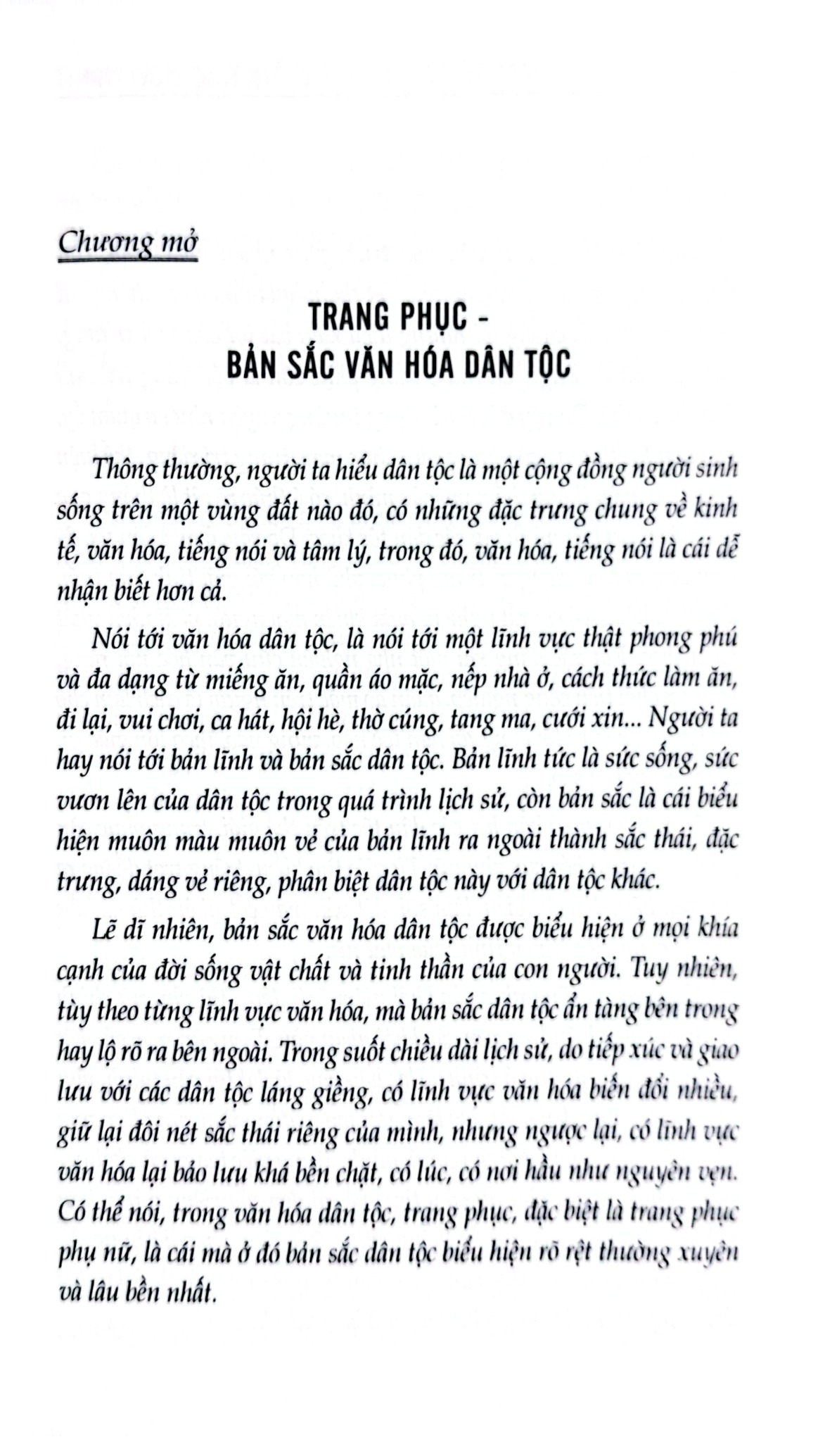 Trang Phục Cổ Truyền Các Dân Tộc Việt Nam - GS.TS. Ngô Đức Thịnh