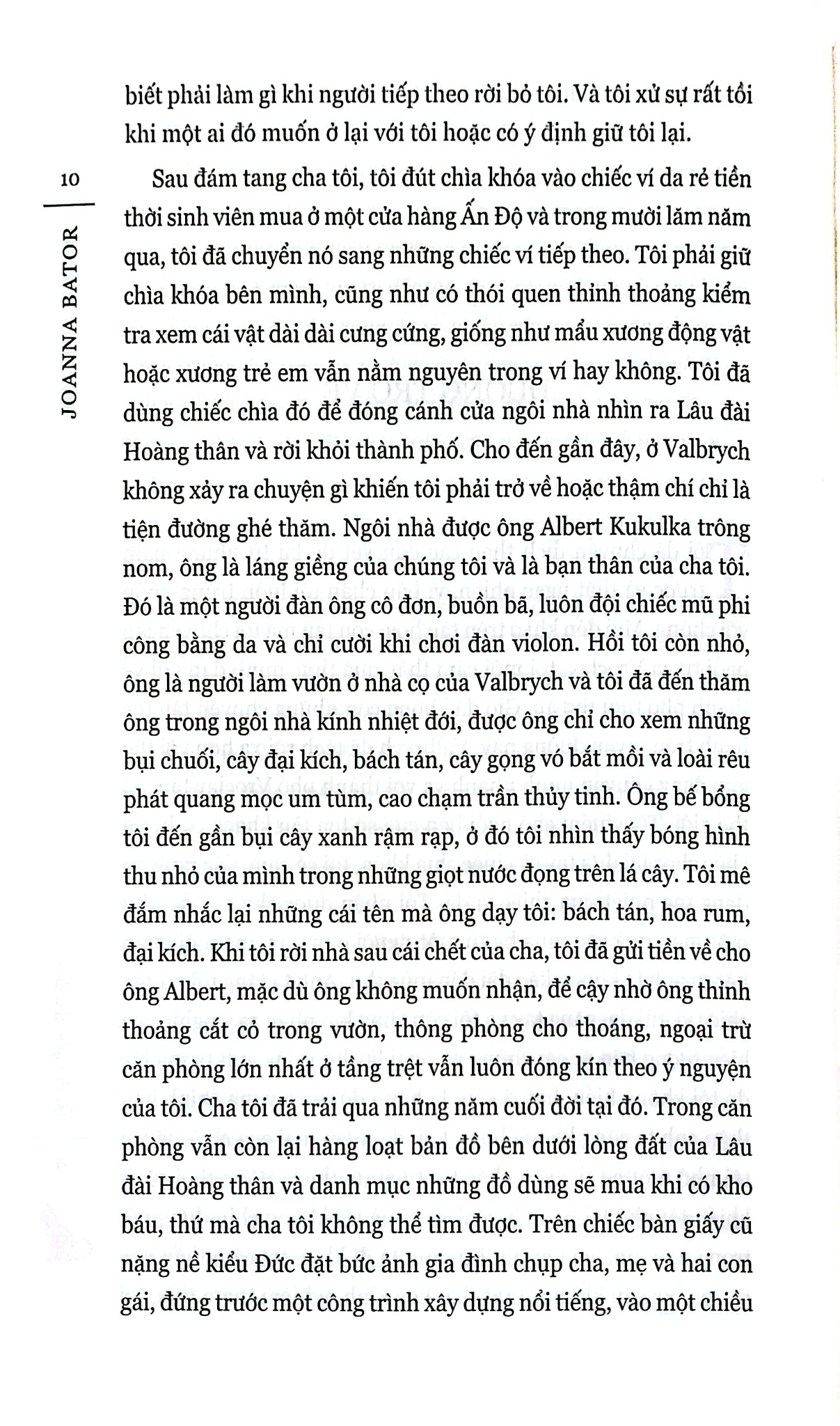 Tối Đen Gần Như Đêm - Joanna Bator